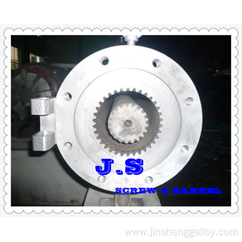 Planetary screw and barrel for extruder machine